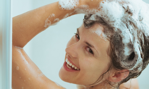 Rodzaje szamponów do włosów – wybierz odpowiedni dla siebie!