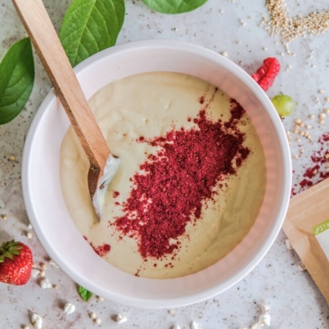 ŁYŻKA SMAKU TRUSKAWKA BURAK JEŻYNA BIO 40 g HELPA