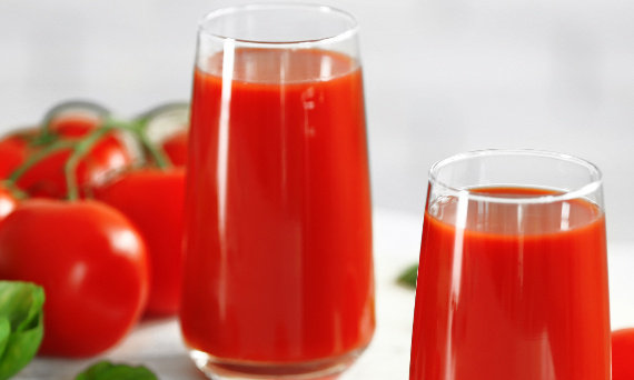 Co zawiera sok z pomidorów?
