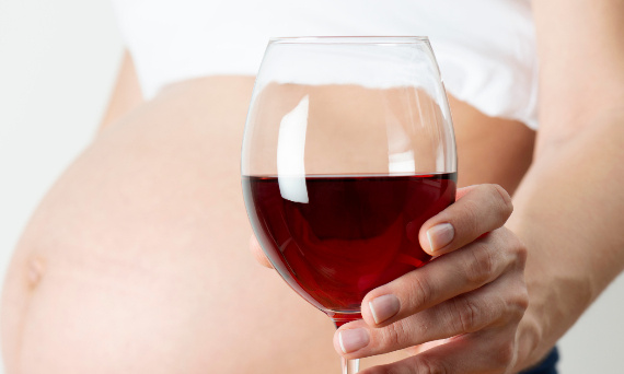 Dlaczego nie można pić alkoholu w ciąży?