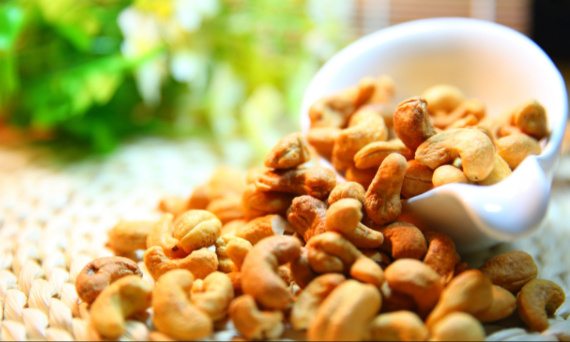 Nerkowiec – odkryj właściwości popularnego orzecha!